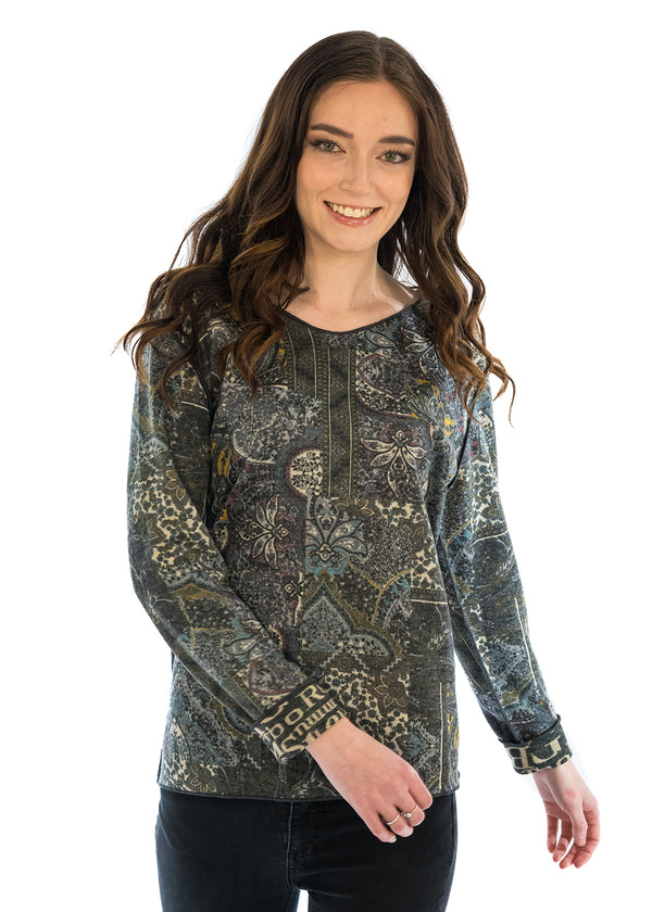 Reversible V Neck Paisley